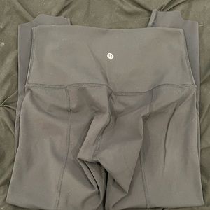 Black lululemon capris